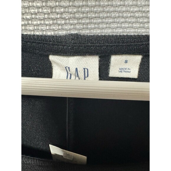 GAP Black Long Sleeve Classic Shift Dress Front Slant Pocket Zipper Small NWT - Picture 3 of 10